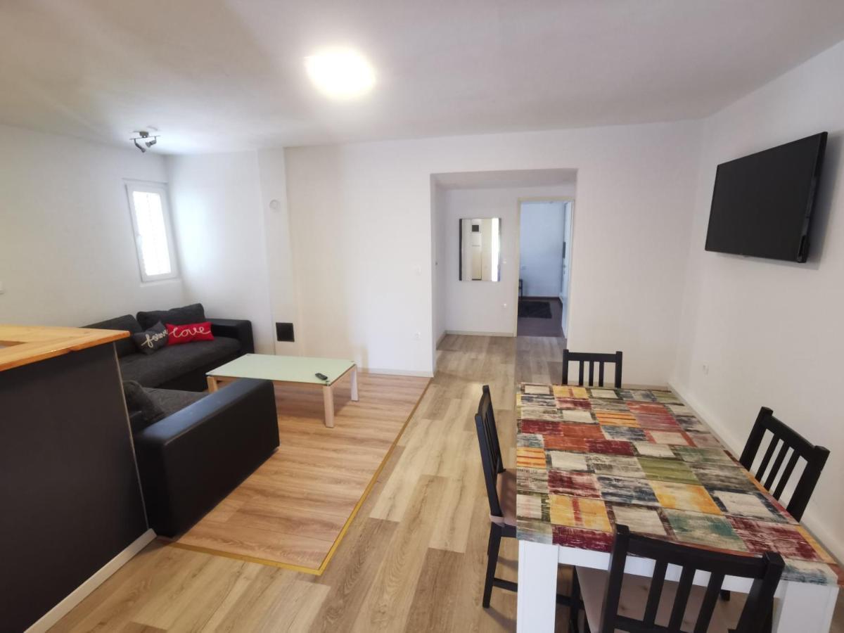 Ferienwohnung Fa-Ni Novalja Exterior foto